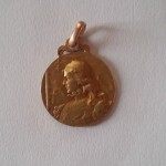 medaille de baptème Sainte Jeanne d'arc or religieuse