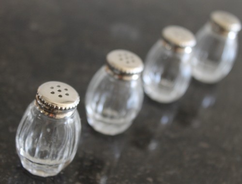 quatre petites salières christofle metal argenté verre art de la table orfèvrerie sel poivre poivrier cadeau mariage (2)